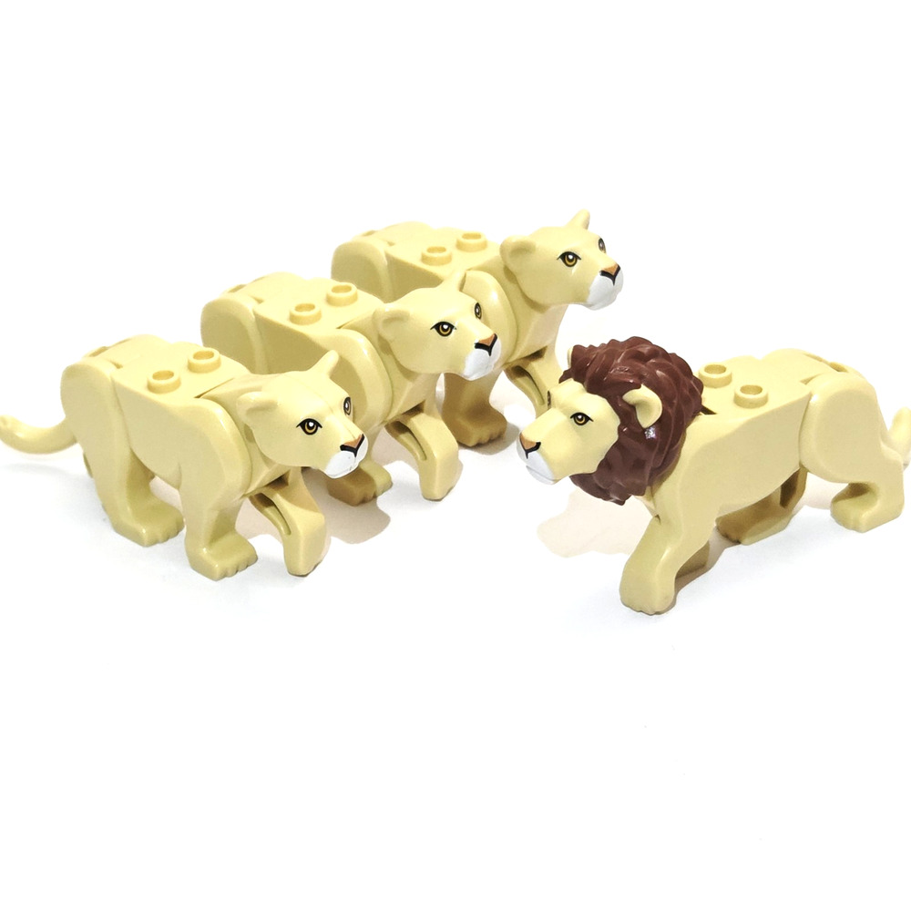 LEGO Lion Pride Animal Lot of 4 Lion Lioness Animals Zoo Safari Wildlife CITY